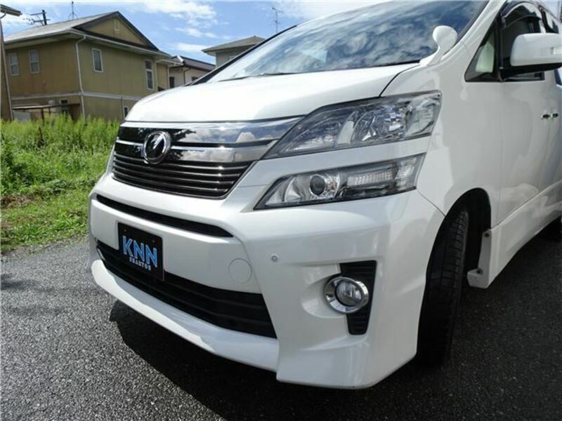 VELLFIRE-43