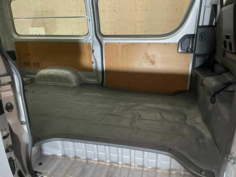 HIACE VAN-7