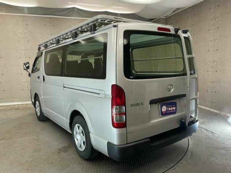 HIACE VAN-15