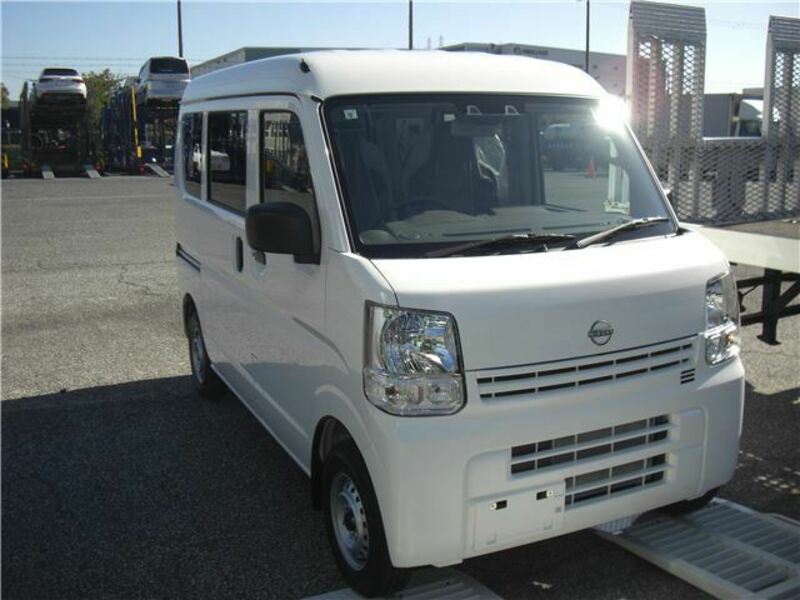 NISSAN　CLIPPER VAN