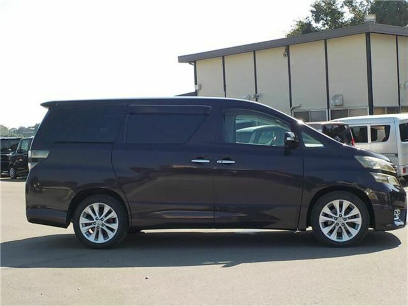 VELLFIRE-9