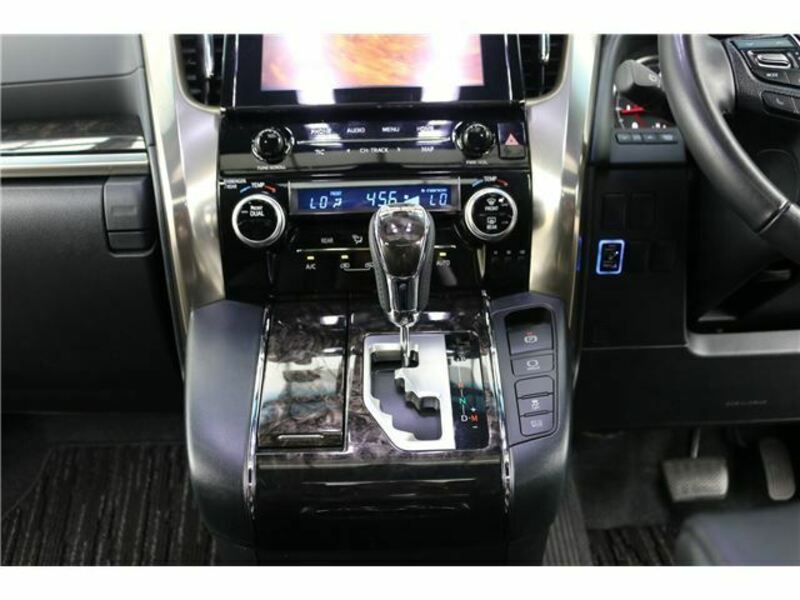 ALPHARD-5