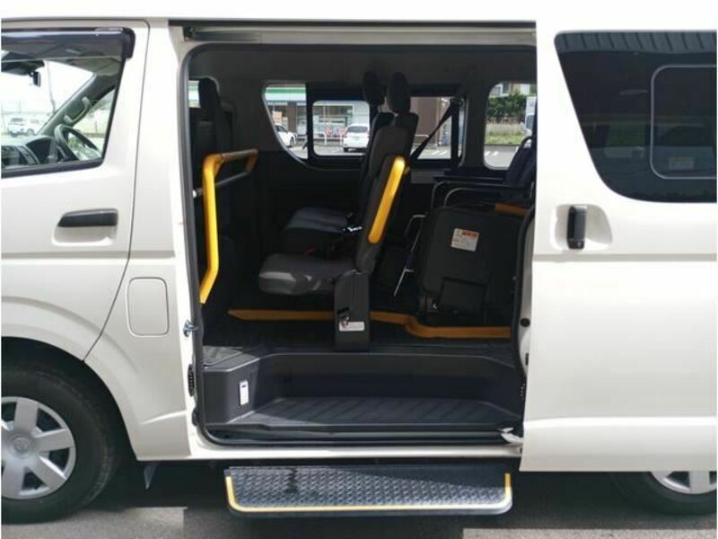 HIACE VAN-15