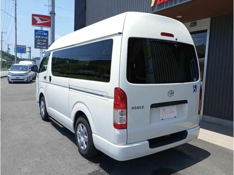 HIACE VAN-6