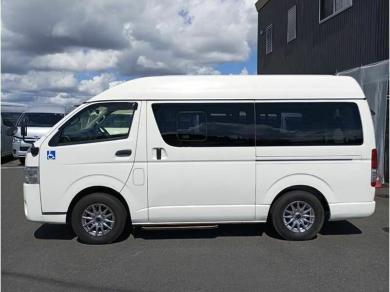 HIACE VAN-3