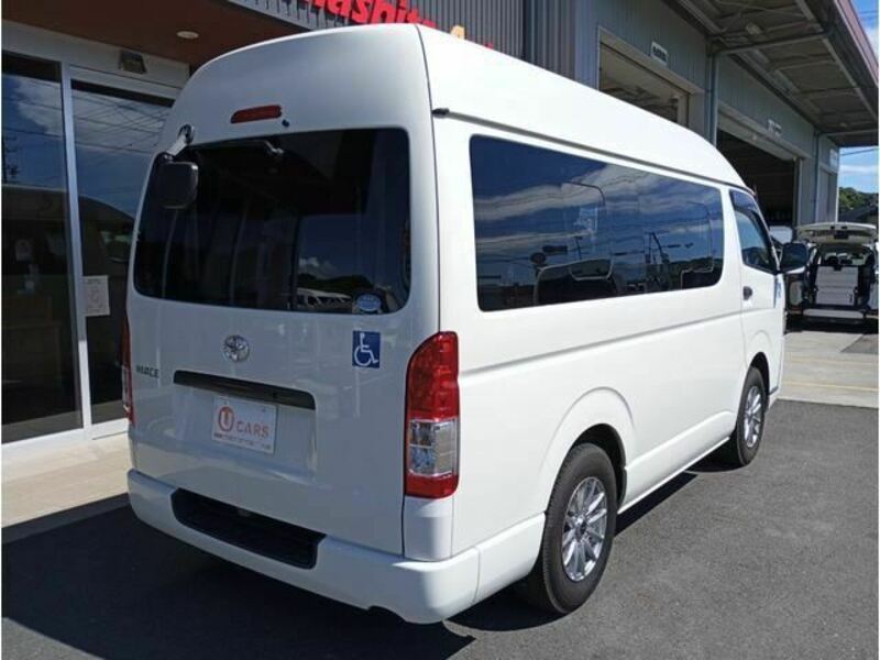 HIACE VAN-6