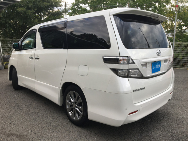 VELLFIRE-3