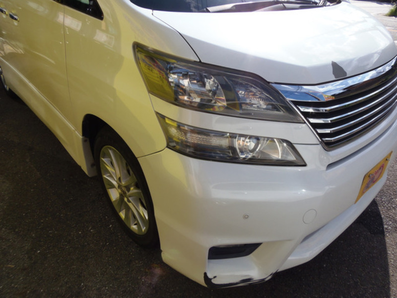 VELLFIRE-5