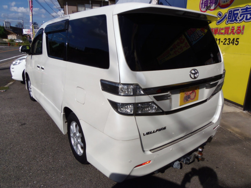 VELLFIRE-18