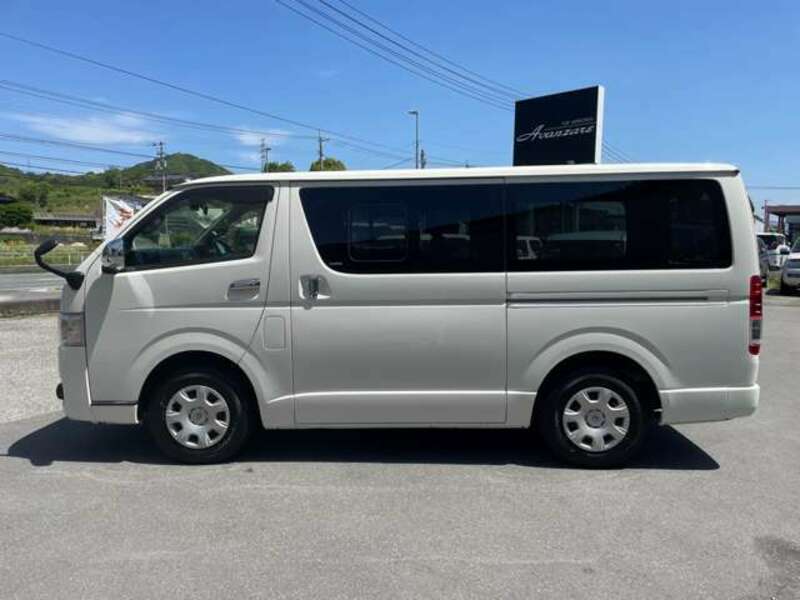 HIACE VAN-7