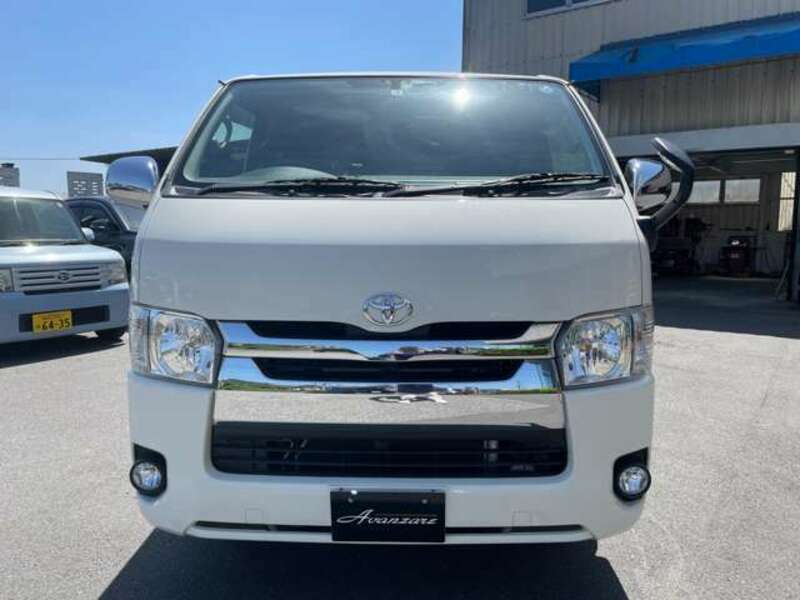 HIACE VAN-1