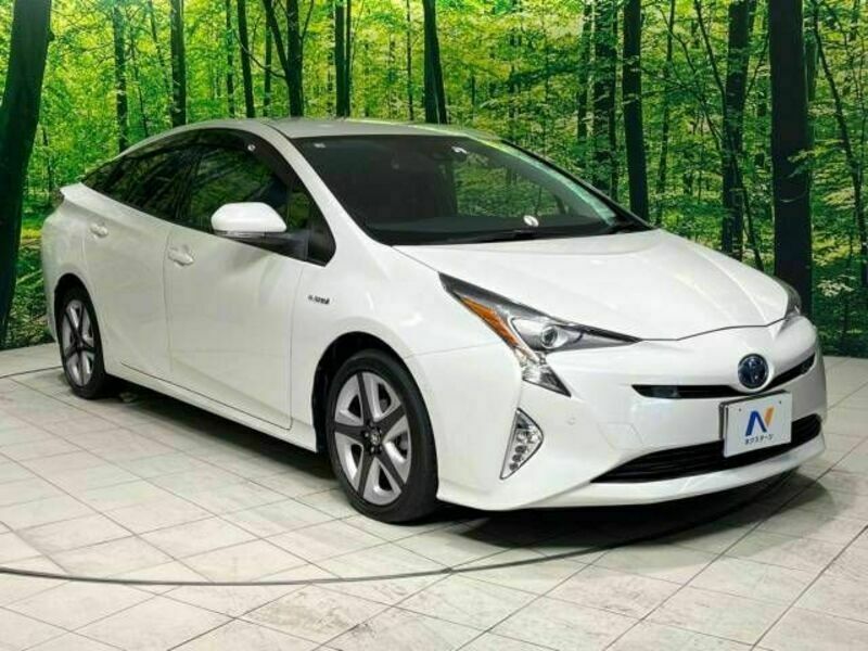 PRIUS-16