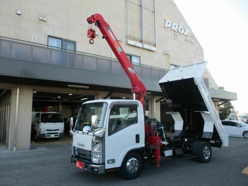 ISUZU　ELF