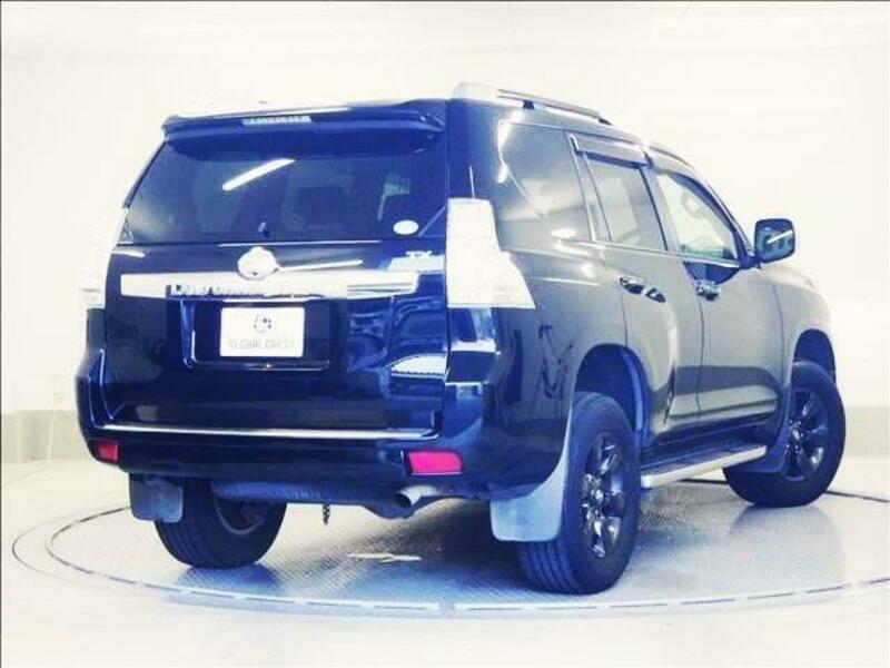 LAND CRUISER PRADO-1