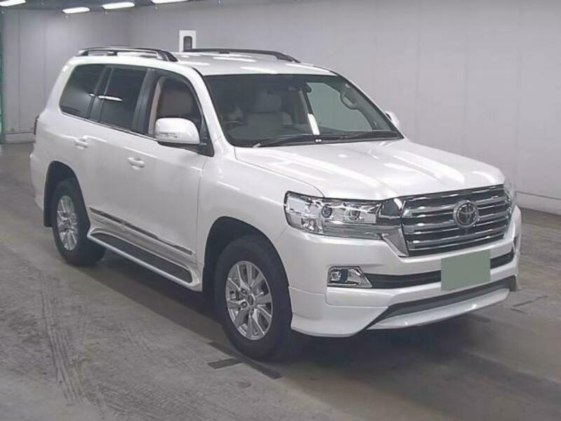 TOYOTA　LAND CRUISER