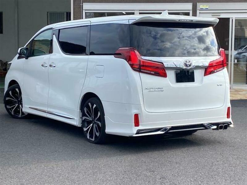 ALPHARD-8