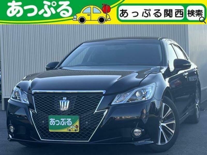 TOYOTA　CROWN