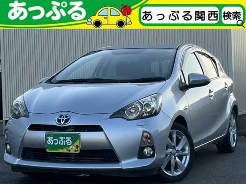 TOYOTA　AQUA