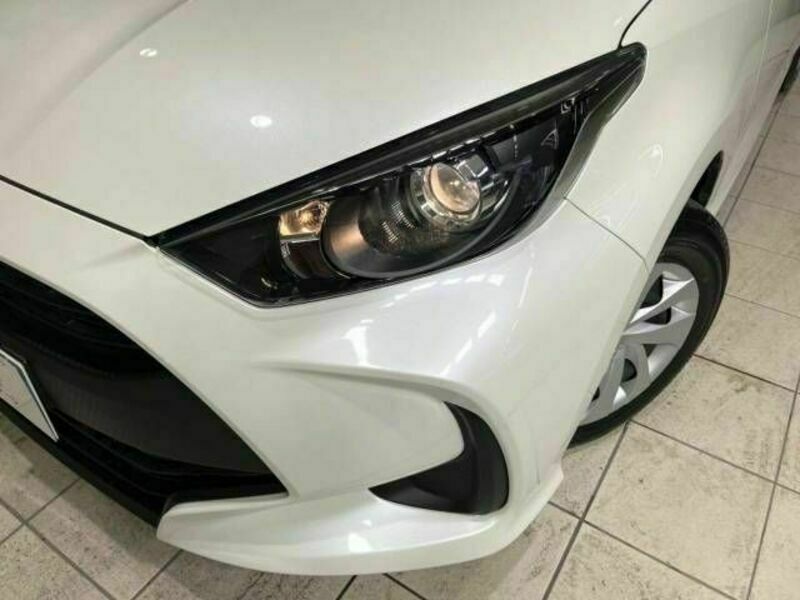 YARIS-12