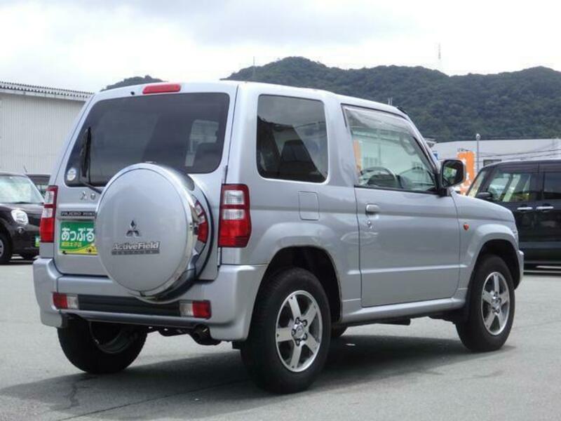 PAJERO MINI-8