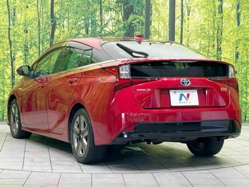 PRIUS-17