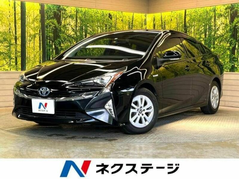 TOYOTA　PRIUS