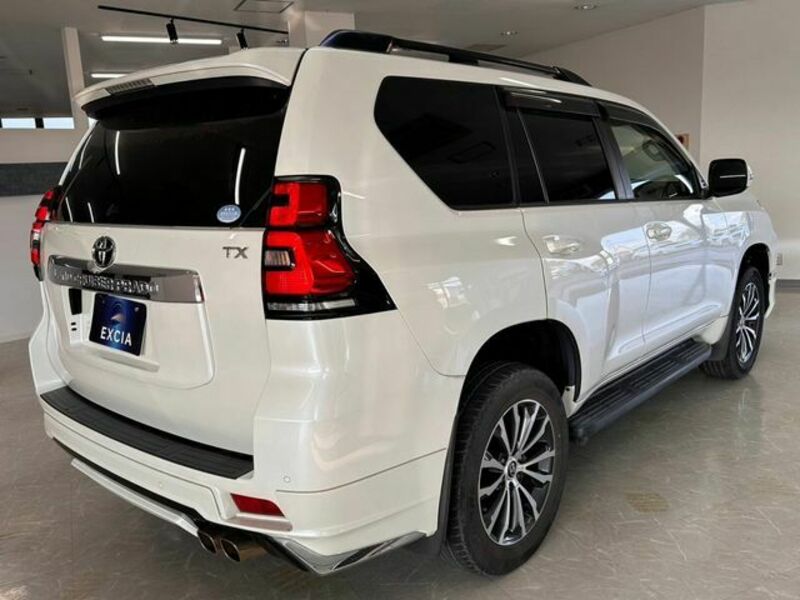 LAND CRUISER PRADO-3