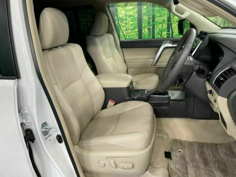 LAND CRUISER PRADO-10