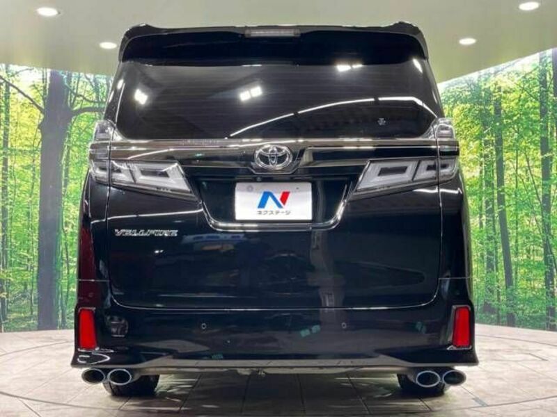 VELLFIRE-16