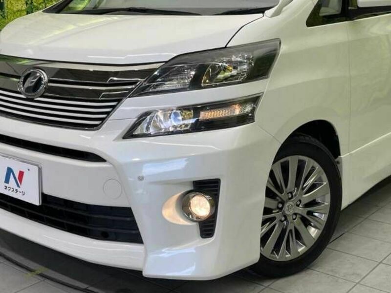 VELLFIRE-13