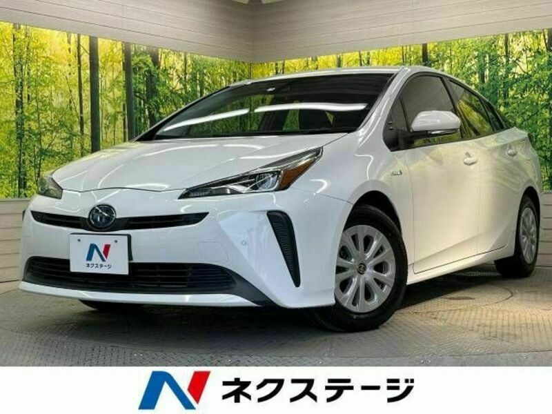 TOYOTA　PRIUS