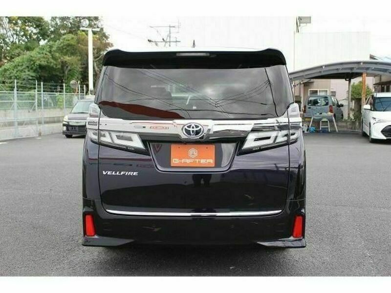 VELLFIRE-8