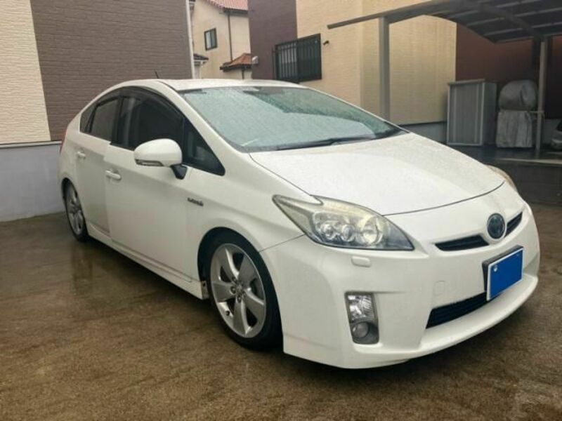 PRIUS-1