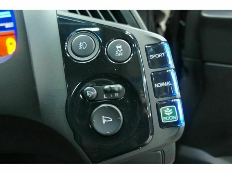 CR-Z-12
