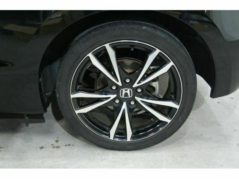 CR-Z-17