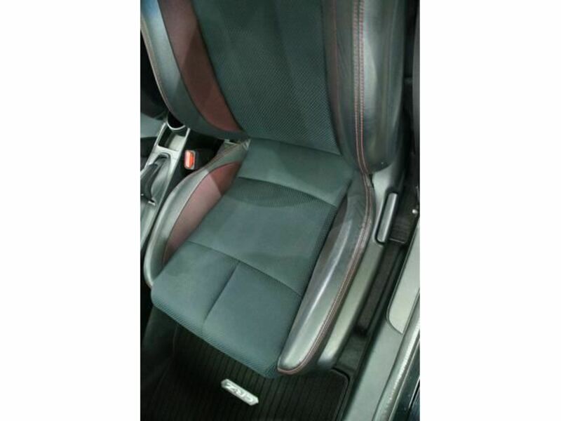 CR-Z-32