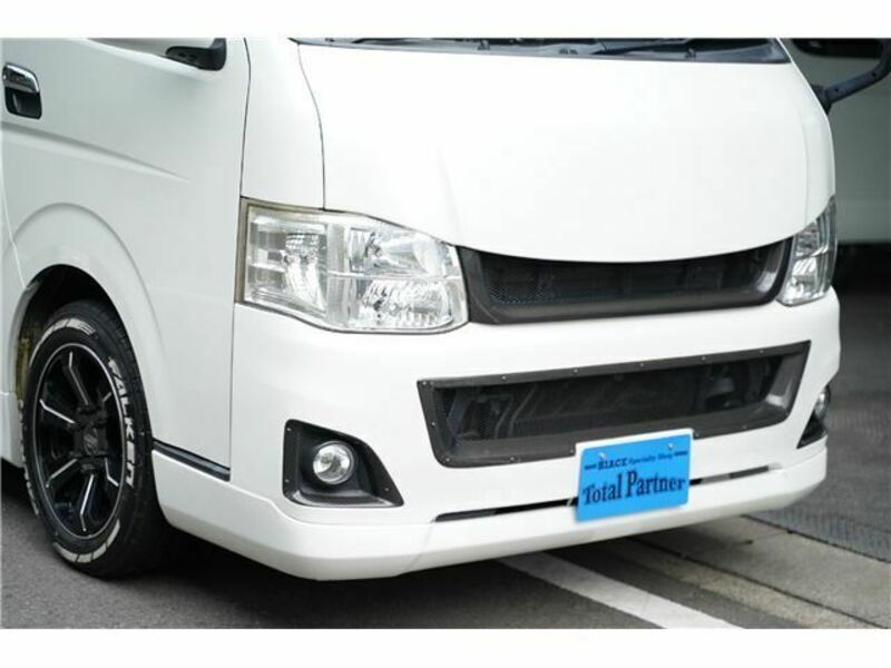 HIACE-10