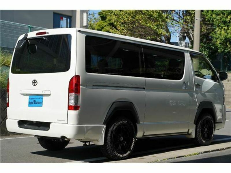 HIACE VAN-16