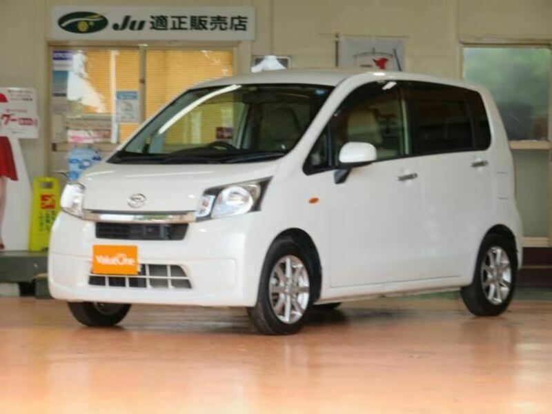 DAIHATSU　MOVE