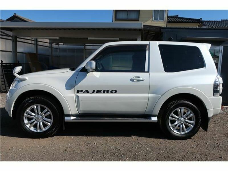 PAJERO-26