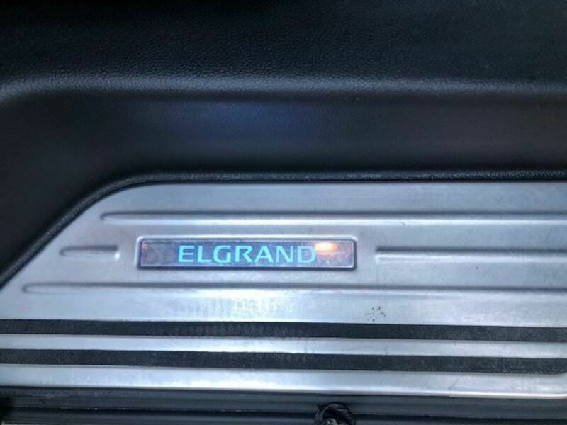 ELGRAND-8