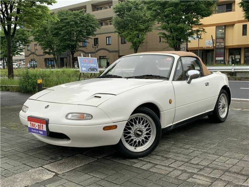 EUNOS ROADSTER