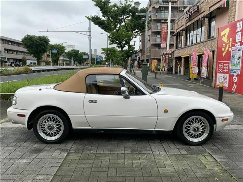 EUNOS ROADSTER-5