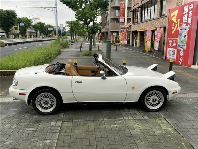 EUNOS ROADSTER-11