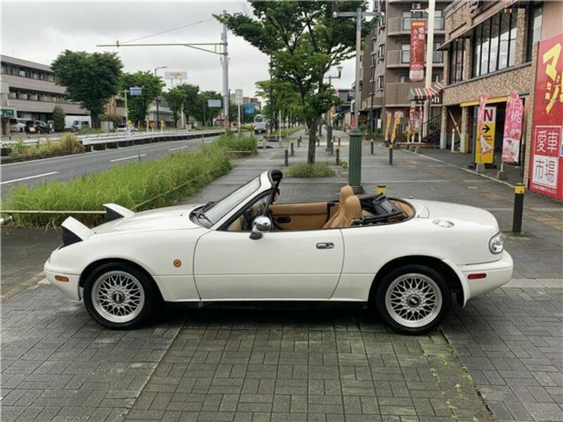 EUNOS ROADSTER-16