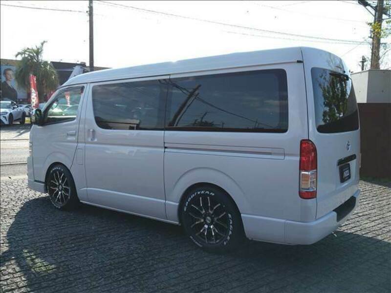 HIACE-1