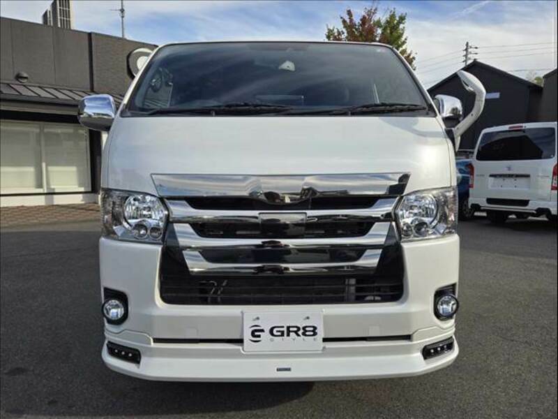 HIACE VAN-1