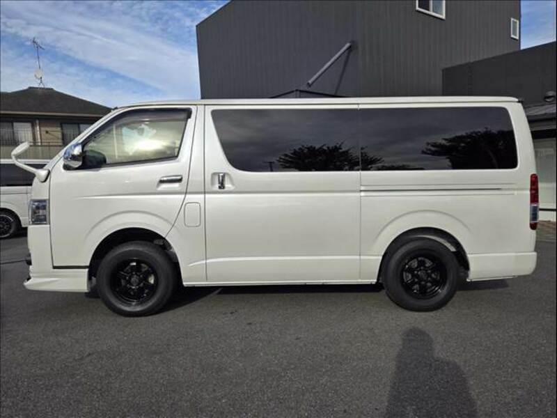 HIACE VAN-8