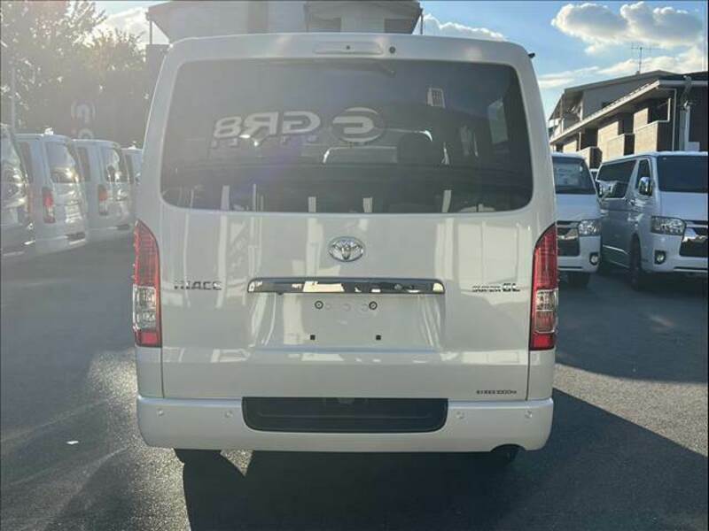 HIACE VAN-2