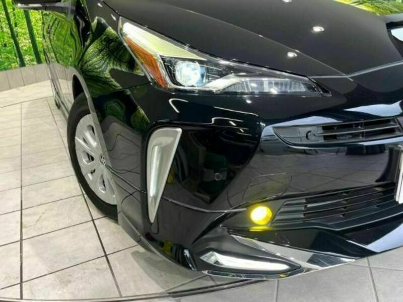 PRIUS-12